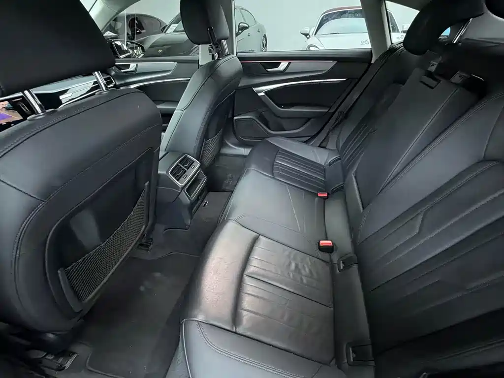 Audi Audi A7 2021 45 TFSI 2021 - thumbnail 6