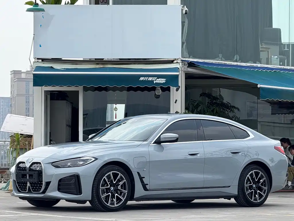 BMW BMW i4 eDrive35 2023