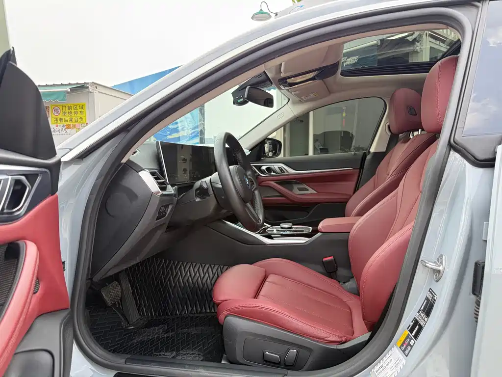 BMW BMW i4 eDrive35 2023 - thumbnail 4