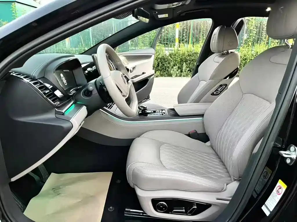 BYD BYD Han 2026 EV Intelligent Driving Edition 635KM Pilot Edition 2026 - thumbnail 4