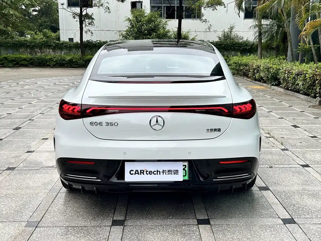 Mercedes-Benz Mercedes-Benz EQE 2022 350 Pioneer Edition 2023 - thumbnail 2