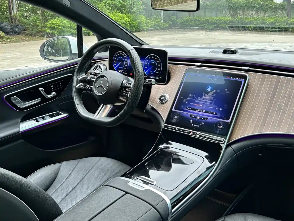 Mercedes-Benz Mercedes-Benz EQE 2022 350 Pioneer Edition 2023 - thumbnail 10