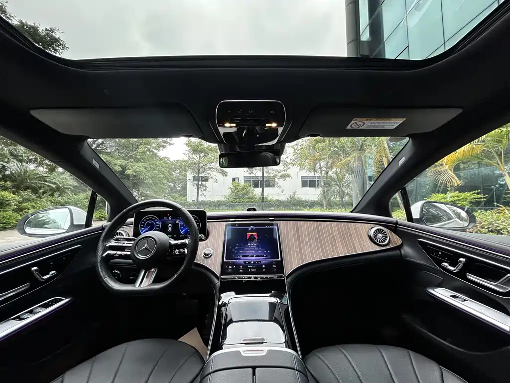 Mercedes-Benz Mercedes-Benz EQE 2022 350 Pioneer Edition 2023 - thumbnail 14