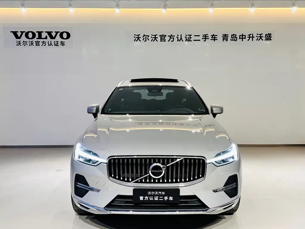 Volvo Volvo XC60 B5 AWD 2022 - thumbnail 2