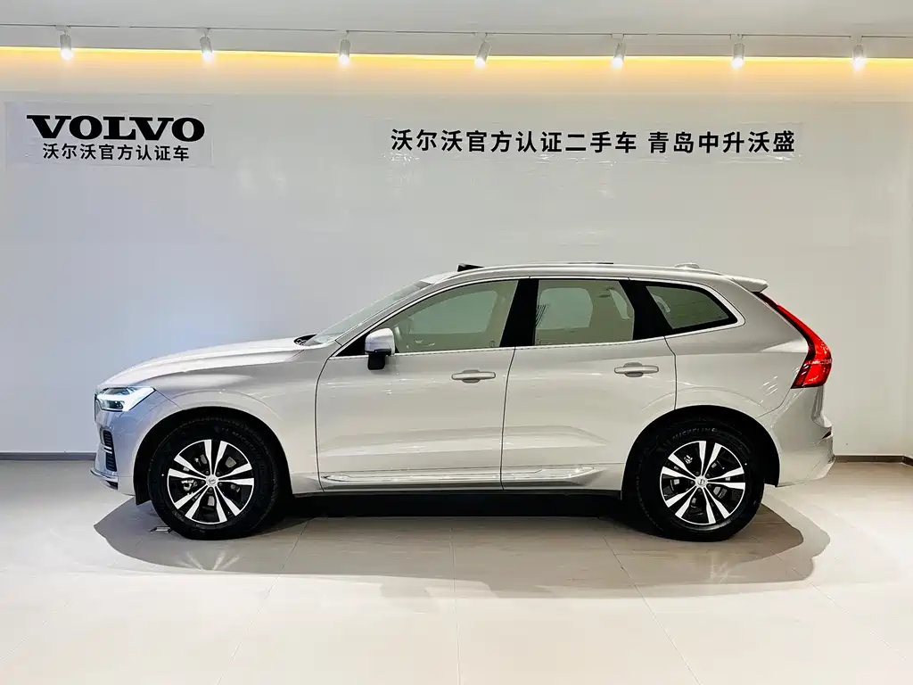 Volvo Volvo XC60 B5 AWD 2022 - thumbnail 3