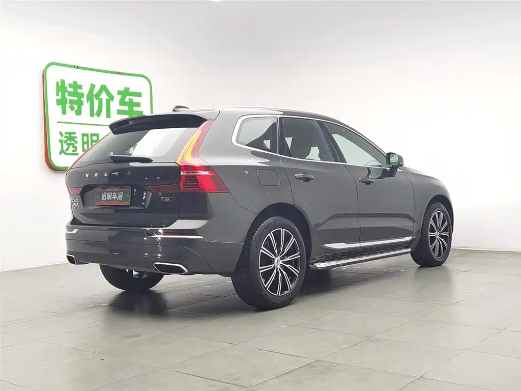 Volvo Volvo XC60 T5 AWD 2021 - thumbnail 2