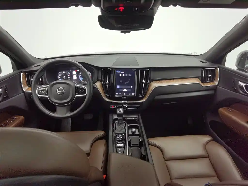 Volvo Volvo XC60 T5 AWD 2021 - thumbnail 5
