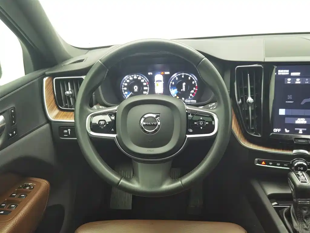 Volvo Volvo XC60 T5 AWD 2021 - thumbnail 11