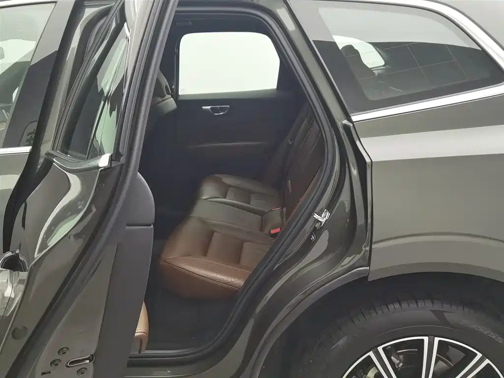 Volvo Volvo XC60 T5 AWD 2021 - thumbnail 15
