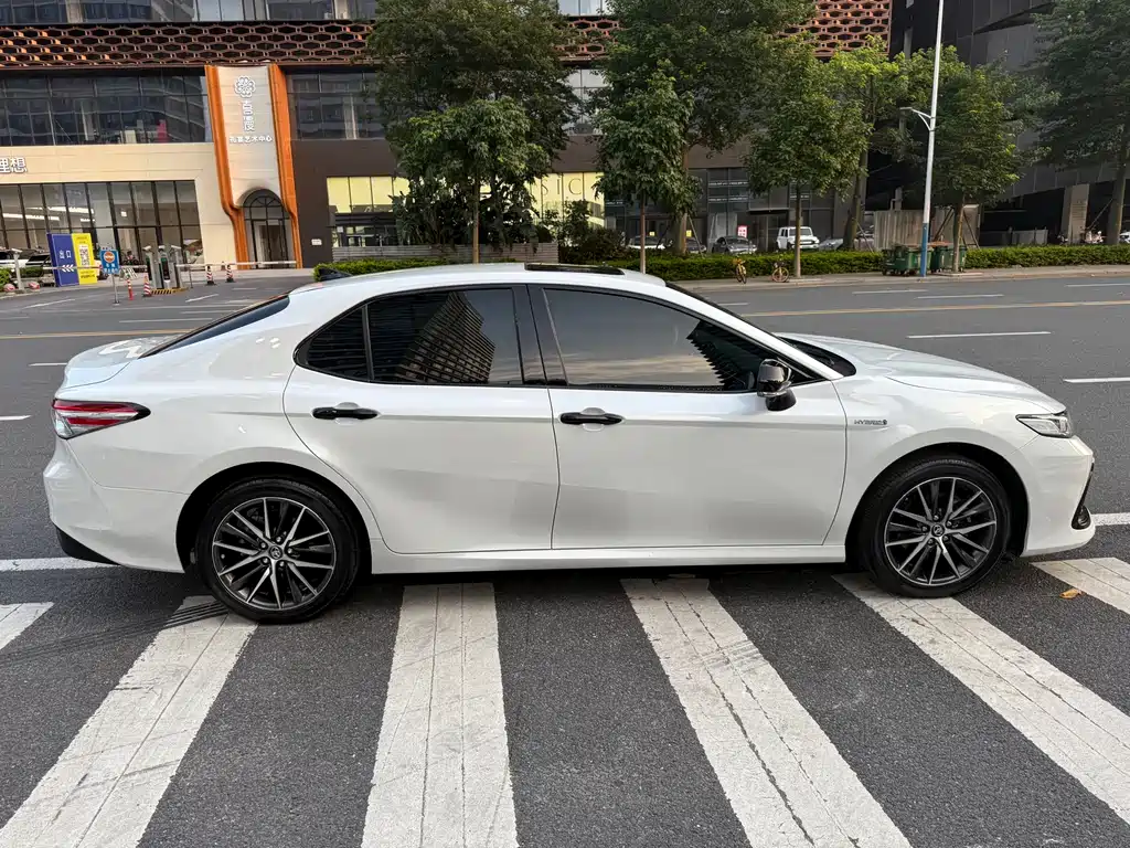 Toyota Camry 2.5HGVP Leading Edition 2023 - thumbnail 5