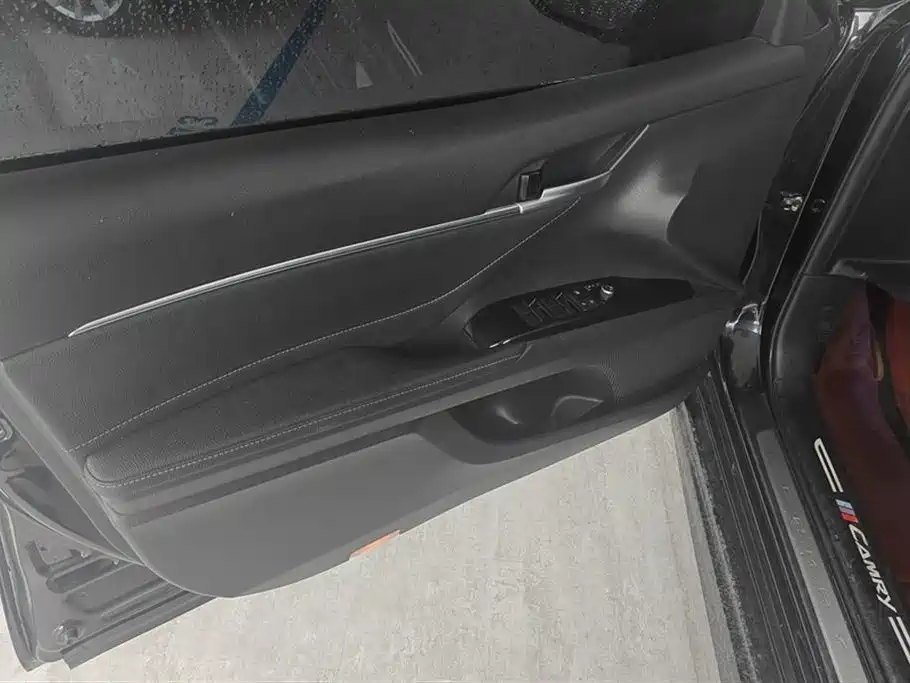 Toyota Camry 2.5S Knight Edition 2022 - thumbnail 7