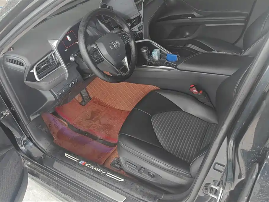 Toyota Camry 2.5S Knight Edition 2022 - thumbnail 9