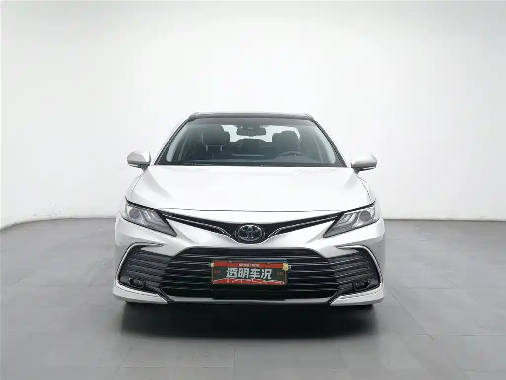 Toyota Camry 2.5G Luxury Edition 2022 - thumbnail 3