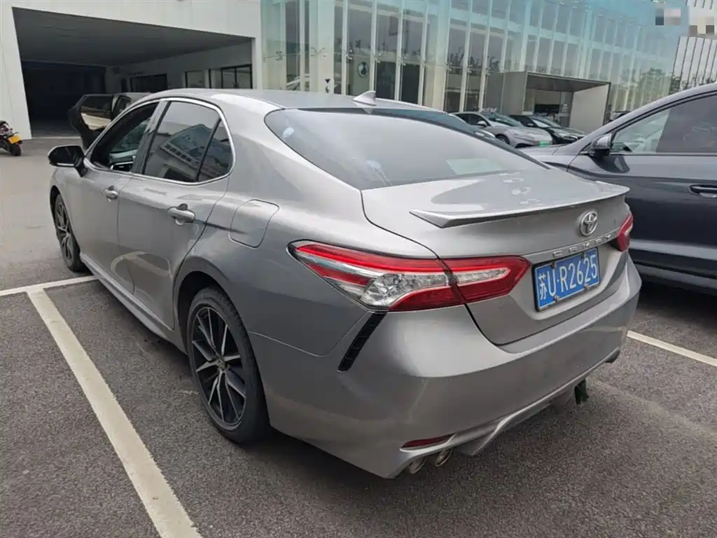 Toyota Camry 2.5S Fengshang Edition 2021 - thumbnail 9