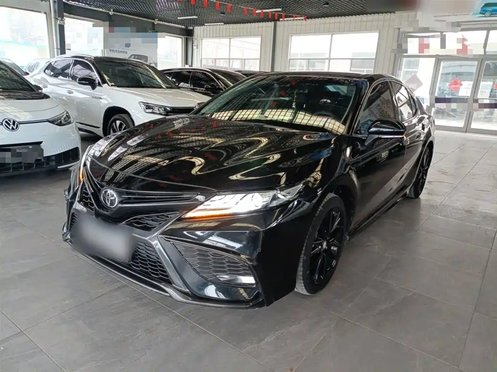 Toyota Camry 2022 2.5S Knight Edition 2022 - thumbnail 2