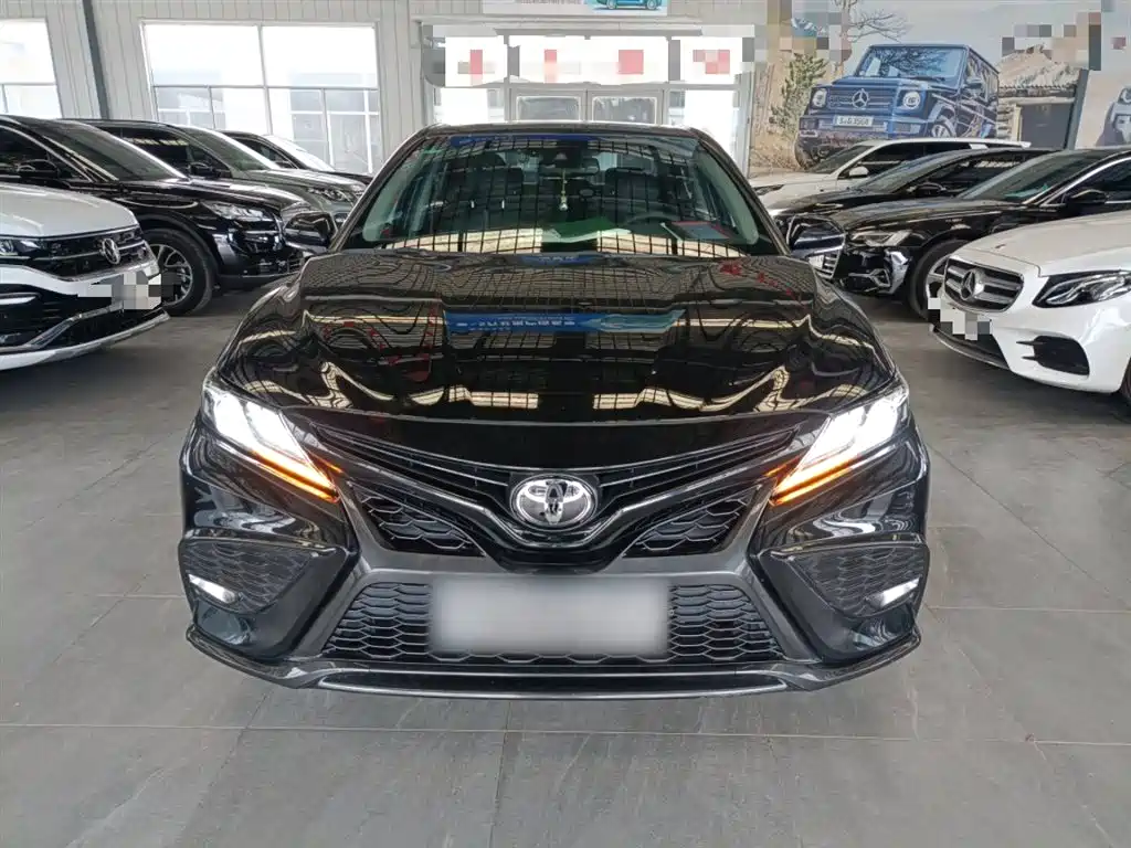 Toyota Camry 2022 2.5S Knight Edition 2022 - thumbnail 3