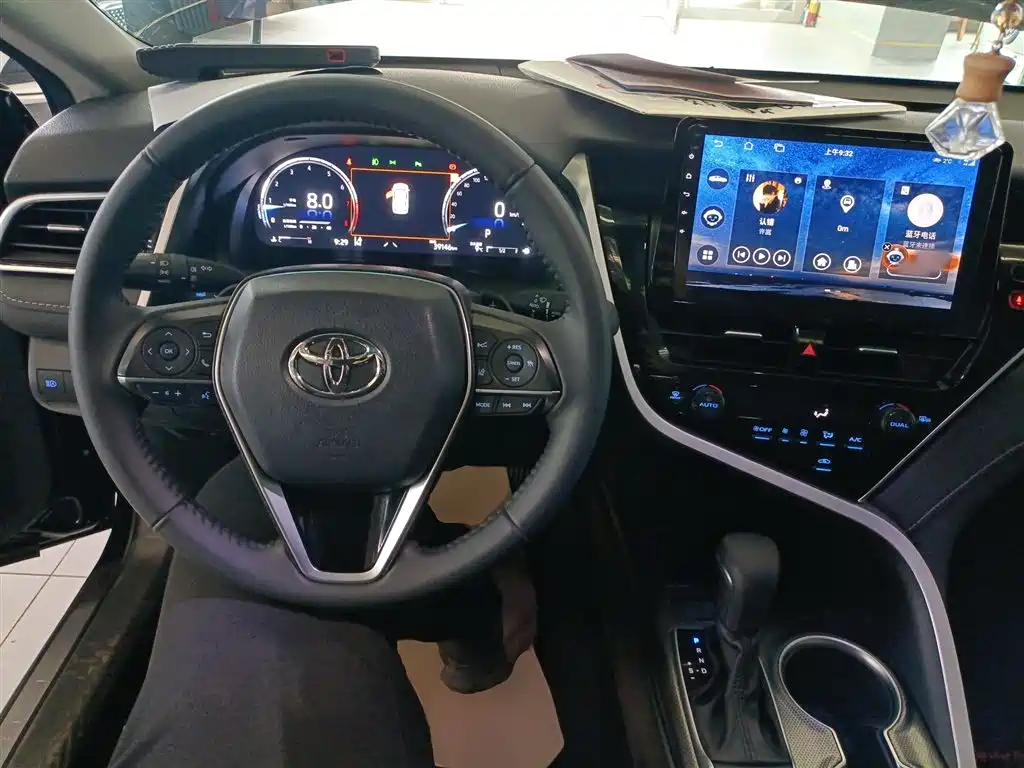 Toyota Camry 2022 2.5S Knight Edition 2022 - thumbnail 6