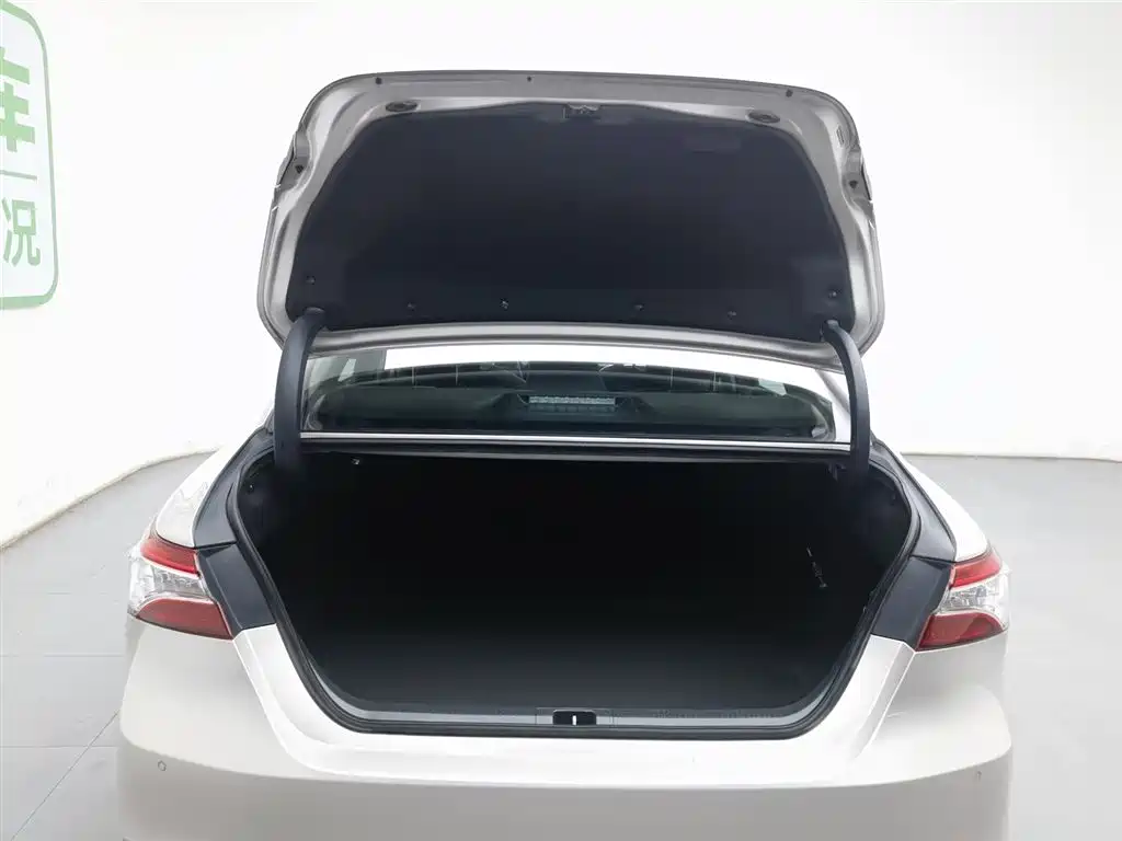 Toyota Camry 2.5G Luxury Edition 2022 - thumbnail 16
