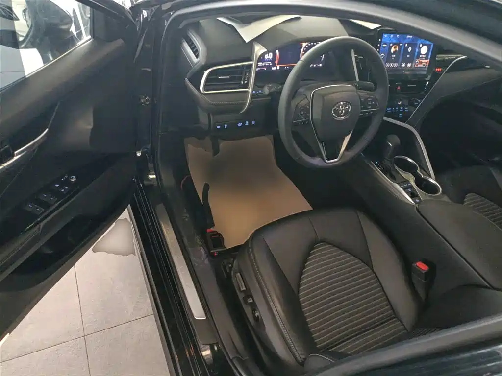 Toyota Camry 2022 2.5S Knight Edition 2022 - thumbnail 12