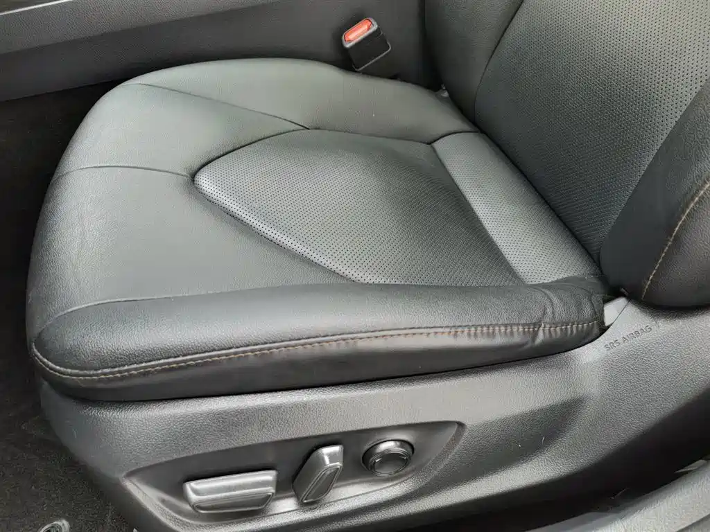 Toyota Camry 2.5G Luxury Edition 2022 - thumbnail 20