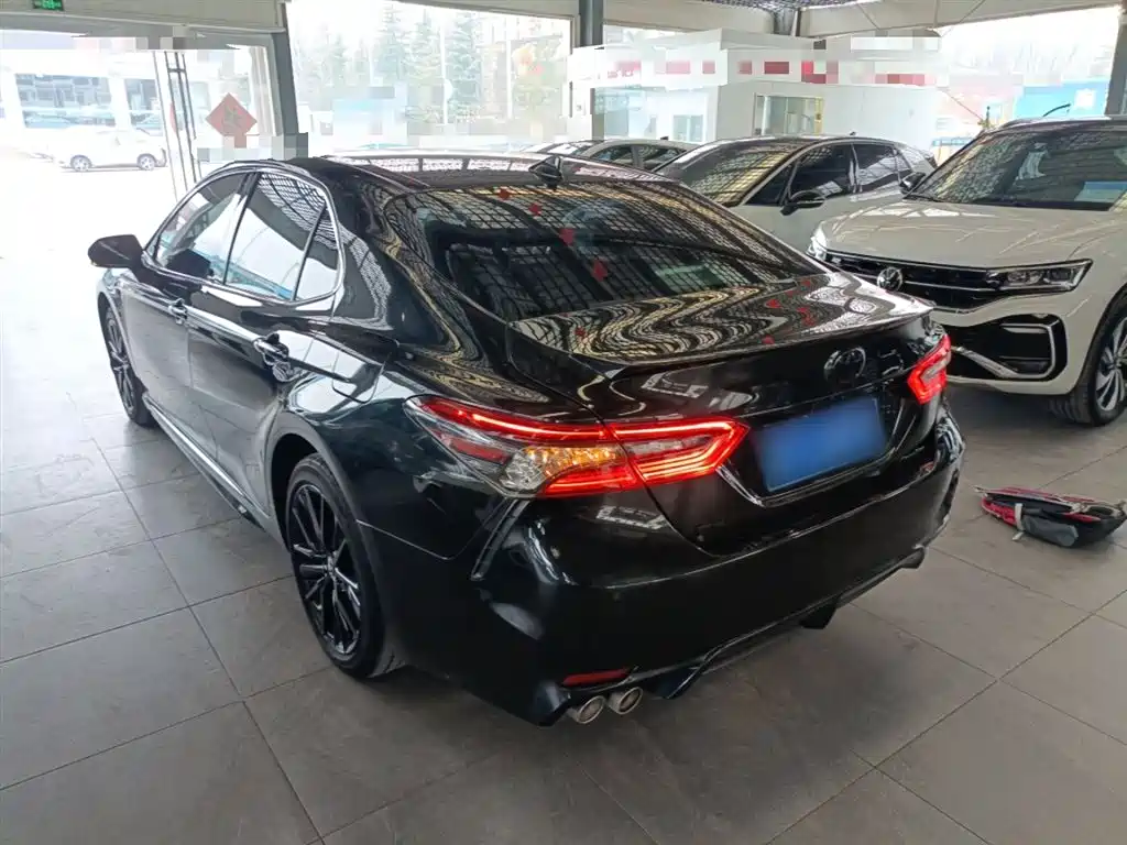 Toyota Camry 2022 2.5S Knight Edition 2022 - thumbnail 22