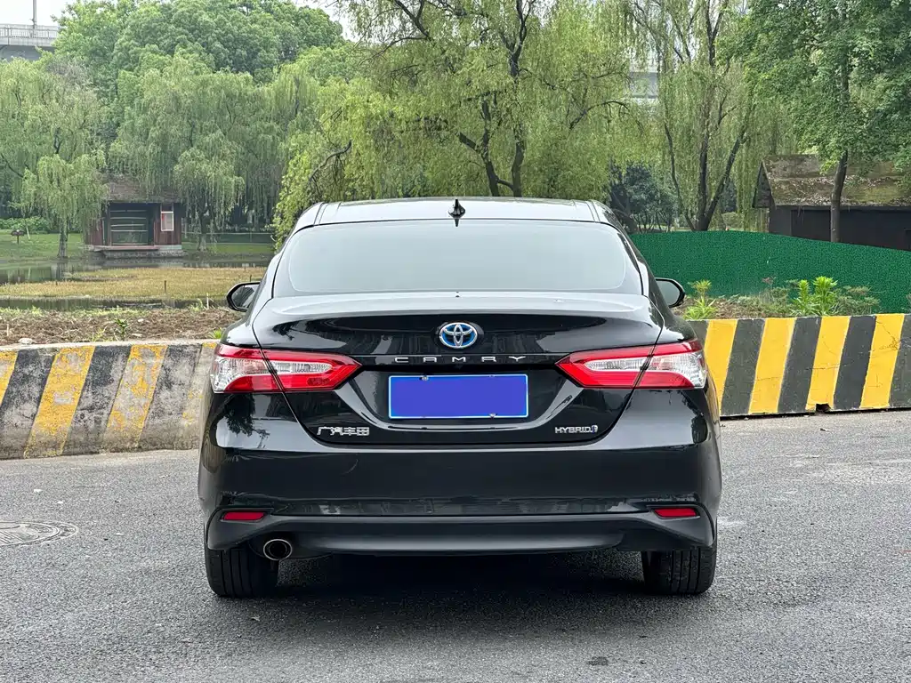 Toyota Camry 2.5HGVP Hybrid 2021 - thumbnail 6