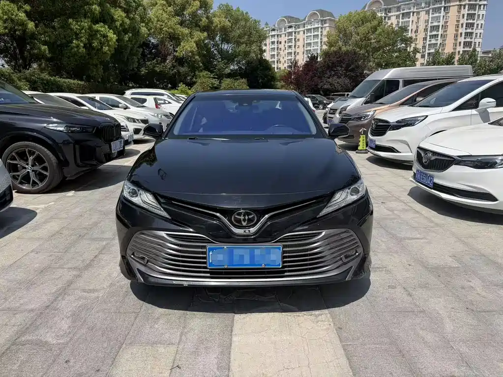 Toyota Camry 2.5G 2021