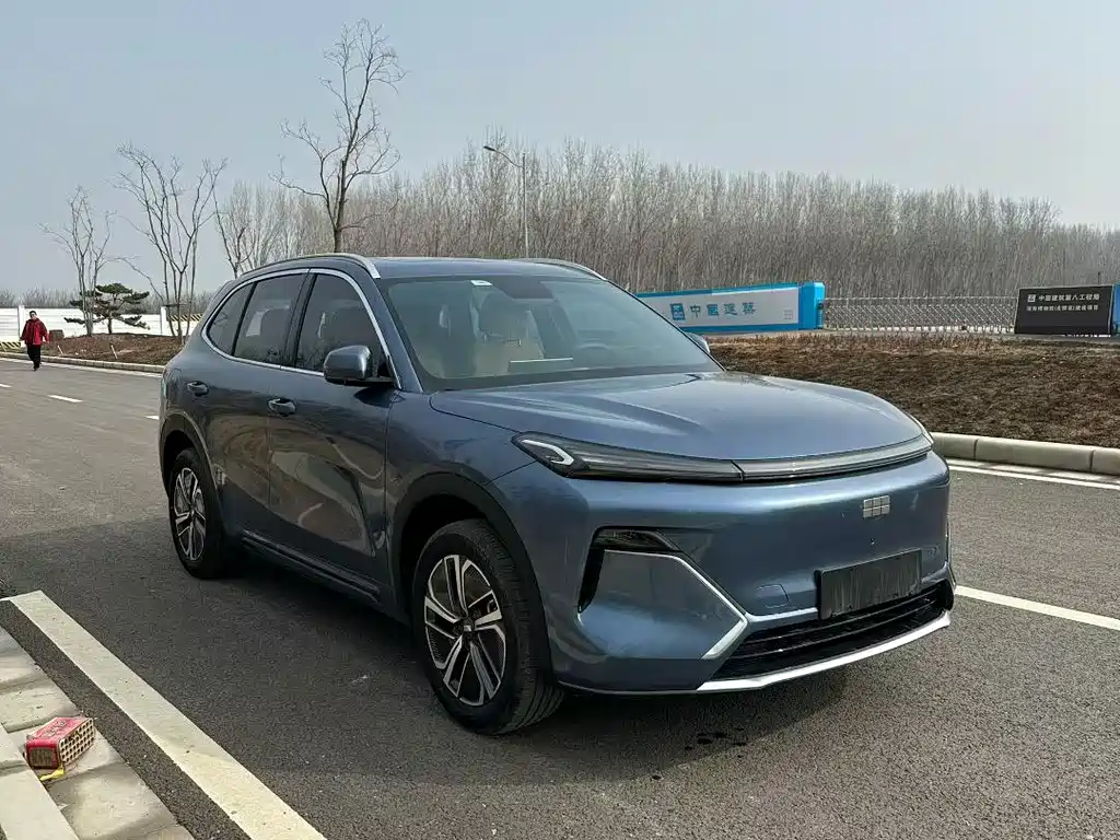 Geely Galaxy Galaxy Starship 7 2025 - thumbnail 3