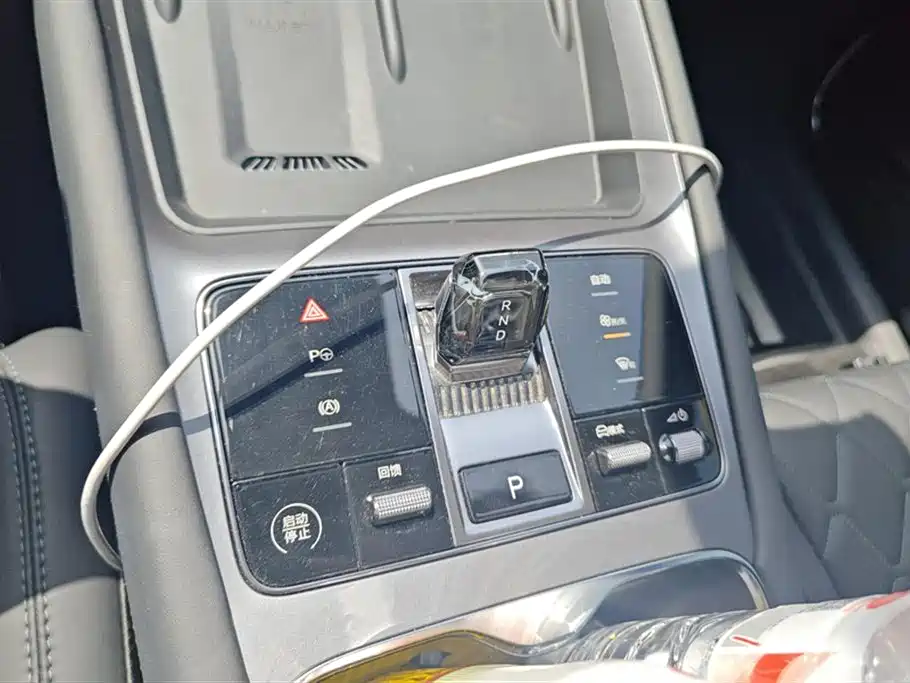 BYD Sea Lion 07 EV 2025 - thumbnail 16