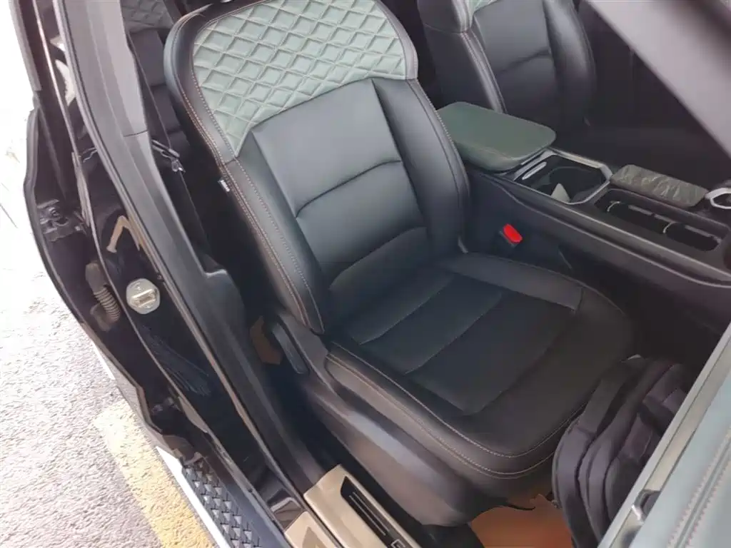 Geely Auto Geely Haoyue L 2023 2.0T DCT Premium 2023 - thumbnail 25