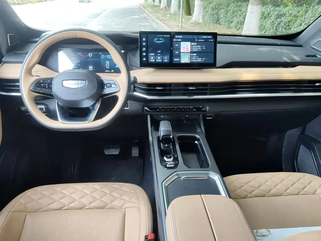 Geely Auto Haoyue L 2023 2.0T DCT Flagship 2023 - thumbnail 10