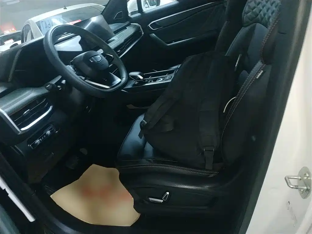 Geely Auto Geely Haoyue L 2023 2.0T DCT Prestige 2023 - thumbnail 15
