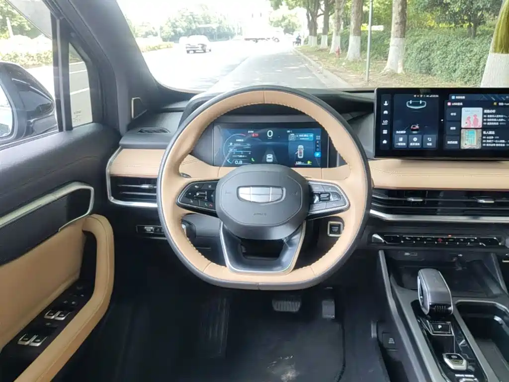 Geely Auto Haoyue L 2023 2.0T DCT Flagship 2023 - thumbnail 11