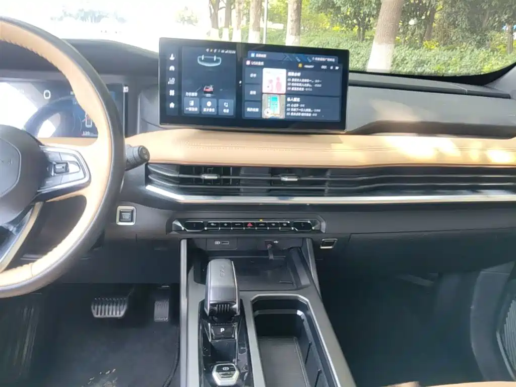 Geely Auto Haoyue L 2023 2.0T DCT Flagship 2023 - thumbnail 13