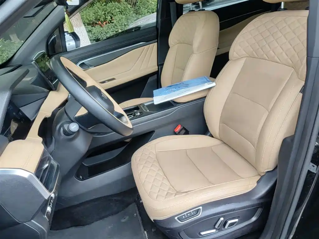 Geely Auto Haoyue L 2023 2.0T DCT Flagship 2023 - thumbnail 15