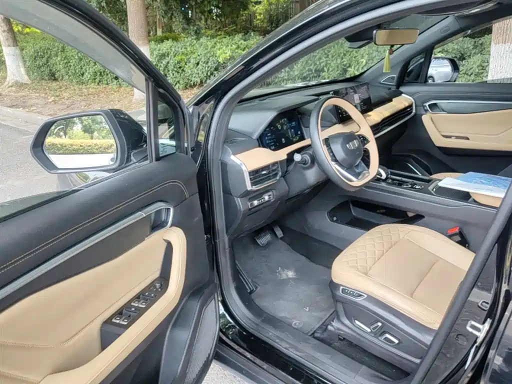 Geely Auto Haoyue L 2023 2.0T DCT Flagship 2023 - thumbnail 16