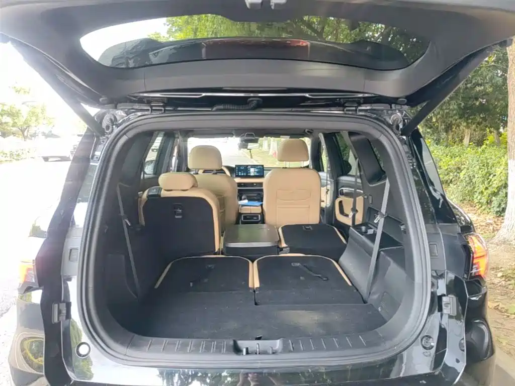 Geely Auto Haoyue L 2023 2.0T DCT Flagship 2023 - thumbnail 19
