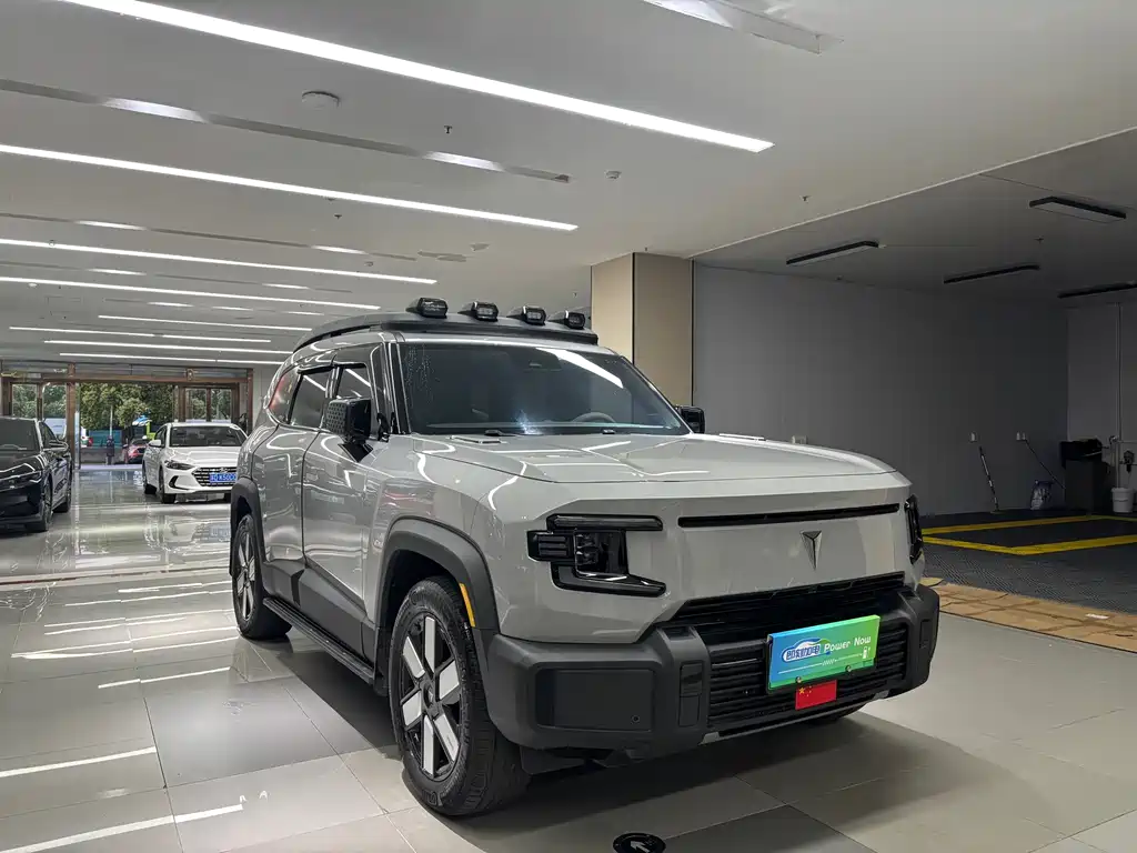 Deepal Deepal G318 2024 AWD Air Suspension Edition 2024 - thumbnail 3
