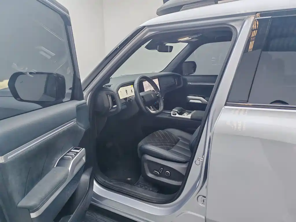 Deepal Deepal G318 2024 AWD Air Suspension Edition 2024 - thumbnail 5