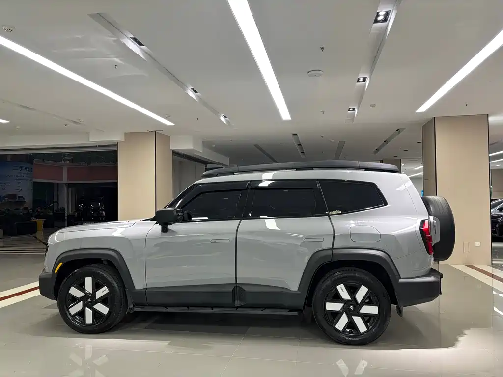 Deepal Deepal G318 2024 AWD Air Suspension Edition 2024 - thumbnail 8