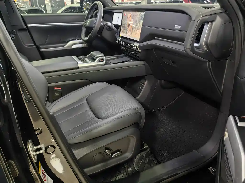 Deepal Deepal G318 2024 AWD Comfort Edition 2025 - thumbnail 4