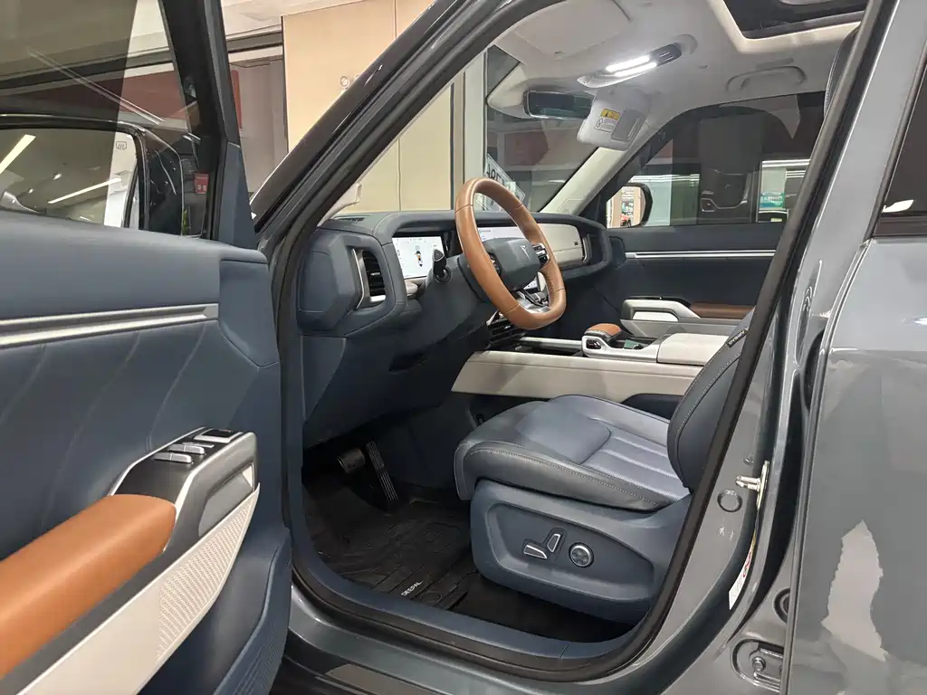 Deepal Deepal G318 2024 AWD Air Suspension Edition 2024 - thumbnail 9