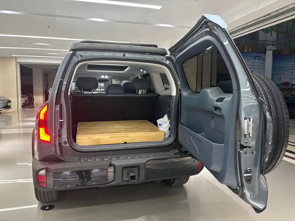 Deepal Deepal G318 2024 AWD Air Suspension Edition 2024 - thumbnail 13