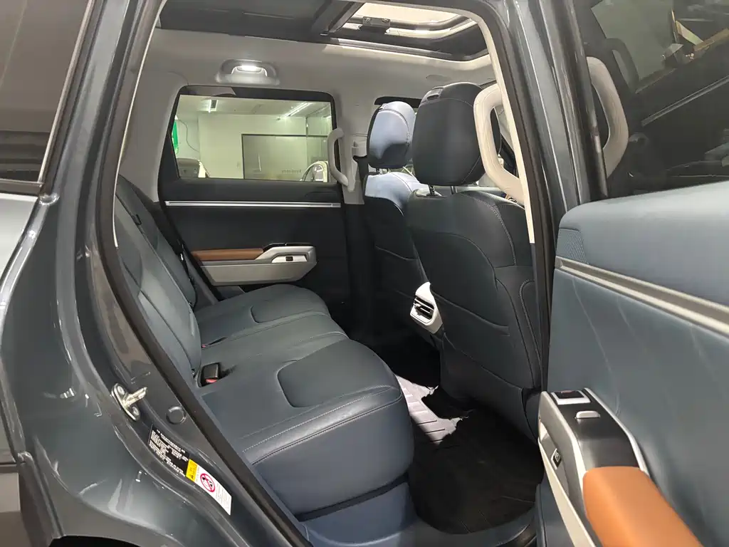 Deepal Deepal G318 2024 AWD Air Suspension Edition 2024 - thumbnail 15
