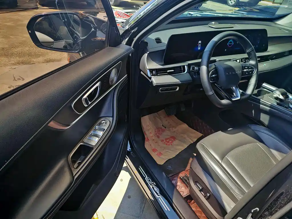 Chery Chery Tiggo 8 Pro 290T FWD Tianqiong Edition 7-Seater 2022 - thumbnail 8