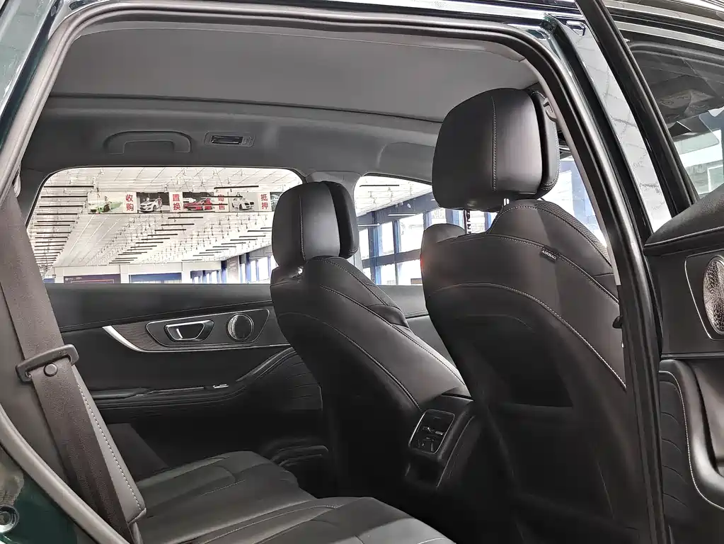 Chery Chery Tiggo 8 PRO 2022 290T FWD Tianqiong Edition 7-Seater 2022 - thumbnail 15
