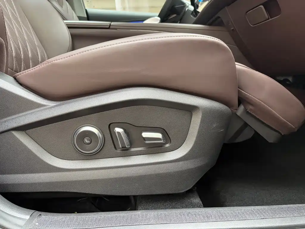 Chery Chery Tiggo 8 PRO 290T 2WD Storm Edition 7-Seater 2023 - thumbnail 15