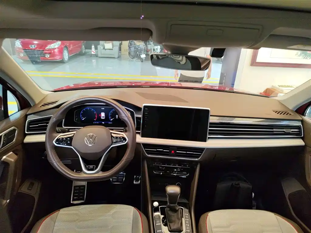 Volkswagen Tiguan L 380TSI AWD R-Line Flagship Edition 7-Seater 2021 - thumbnail 10