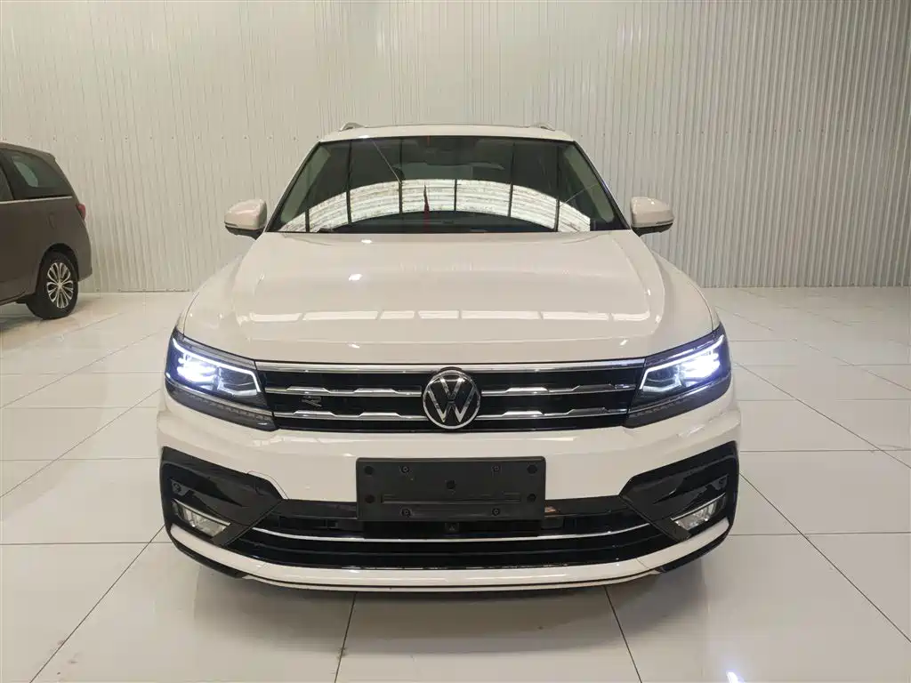 Volkswagen Volkswagen Tiguan L 380TSI AWD R-Line 2021 - thumbnail 3