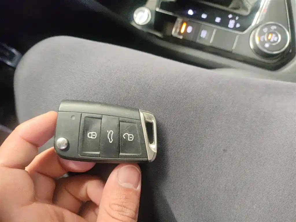 Volkswagen Volkswagen Tiguan L 380TSI AWD R-Line 2021 - thumbnail 9